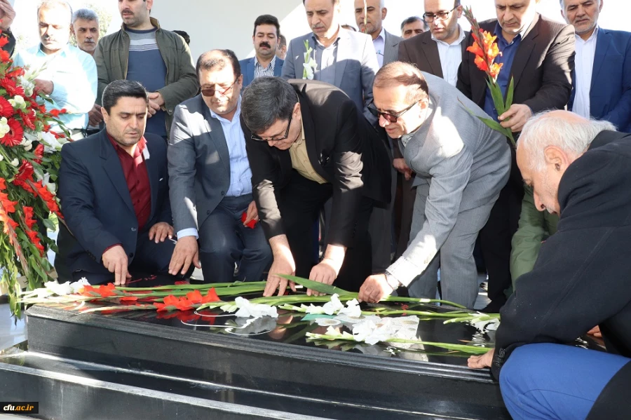 آیین افتتاح یادمان شهیدان گمنام دانشگاه فرهنگیان مازندران با حضور دکتر حسین خنیفر برگزار شد