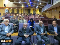 دکتر صافی در همایش نکو داشت یکصدمین سال تاسیس تربیت معلم دانشگاه فرهنگیان گیلان
« راهنمایی و احترام به شخصیت دانش آموز  احترام به مدیریت جامعه فردا است»
 2