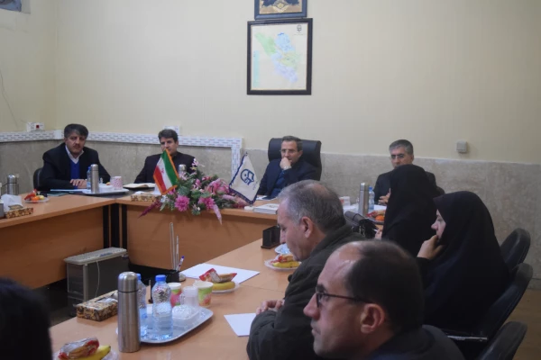 نشست صمیمی معاون پژوهش و فناوری با اعضای هیات علمی