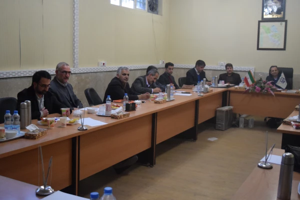 نشست صمیمی معاون پژوهش و فناوری با اعضای هیات علمی