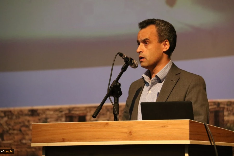 با حضور دکتر صادق زیباکلام و متین منتظمی برگزار شد:

جلسه مناظره با عنوان چالش ها و فرصت های جمهوری اسلامی در دانشگاه فرهنگیان یزد
 9