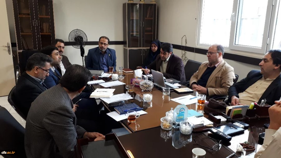 در جلسه کارگروه ستادیِ سامانه اتوماسیون تغذیه دانشگاه:

 زمان و مکان برگزاری دوره  حضوری "آموزش کاربران سامانه جدید اتوماسیون تغذیه" تعیین شد
 5