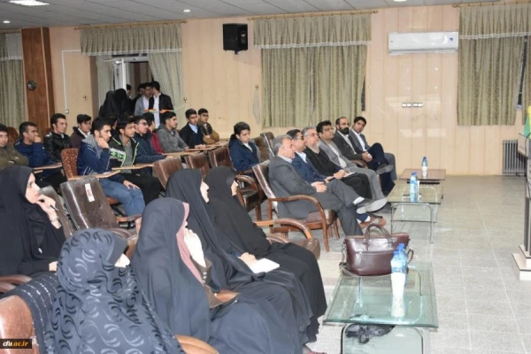 نکوداشت یکصدمین سال تربیت معلم در خراسان جنوبی :
کچوئیان:با کارهای فاخر و پژوهشی در مسیر بالندگی کشور گام برداریم 2