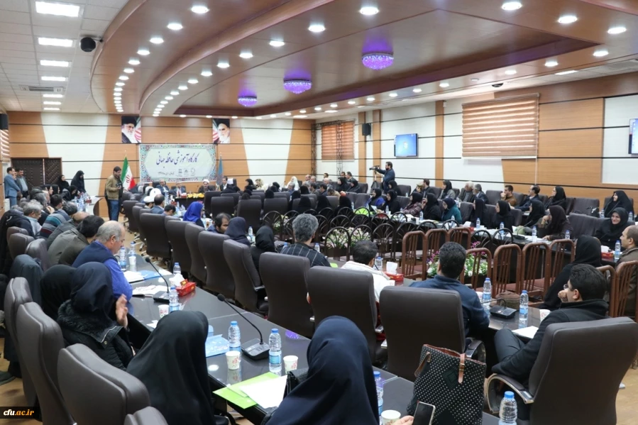 همکاری دانشگاه فرهنگیان کرمان با مرکز اسناد جنوب شرق کشور در راستای جمع آوری تاریخ تربیت معلم