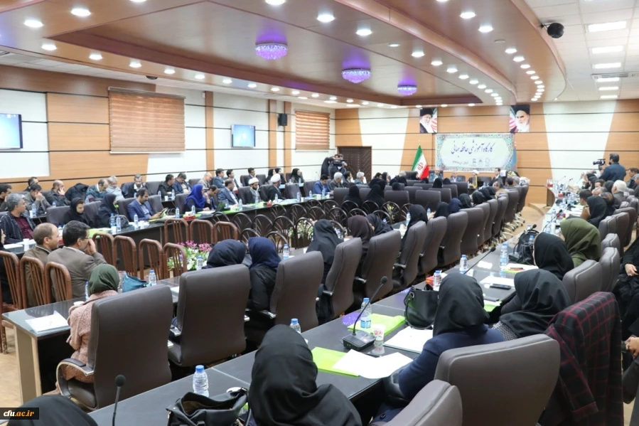 همکاری دانشگاه فرهنگیان کرمان با مرکز اسناد جنوب شرق کشور در راستای جمع آوری تاریخ تربیت معلم