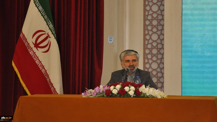 مدیر کل خدمات آموزشی دانشگاه فرهنگیان:
آموزش، خط مقدم فعالیت های دانشگاه است