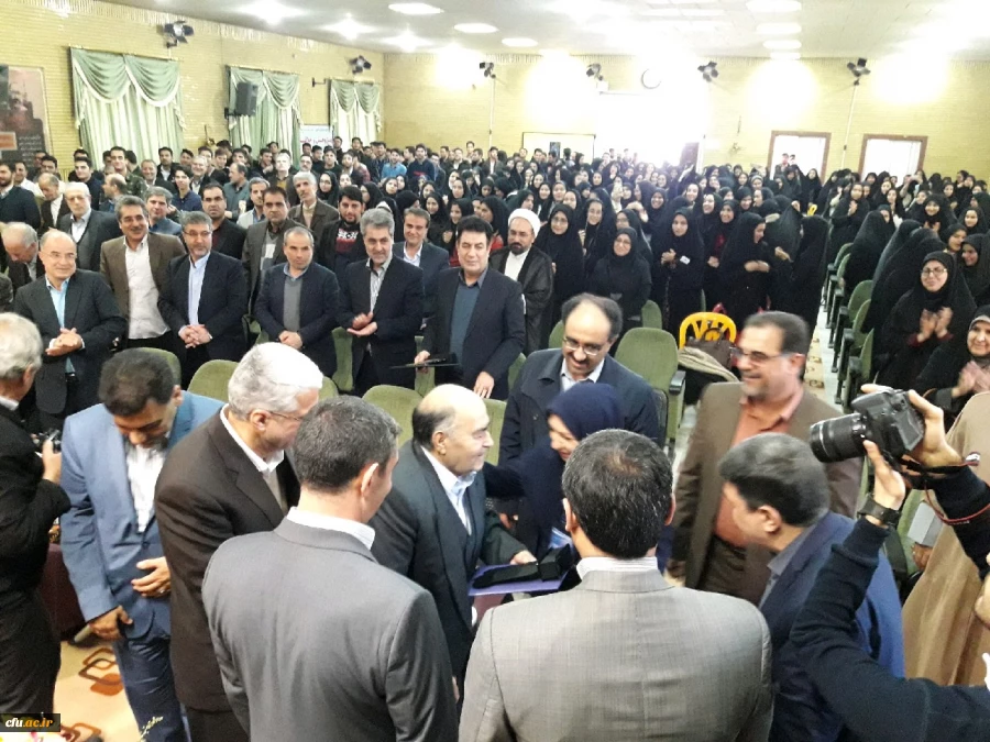 کشور زمانی به توفیق می رسد که شیرنفت راببندد ومعلم خوب تربیت کند

رییس دانشگاه فرهنگیان در مراسم نکوداشت یکصدمین سالگرد تاسیس تربیت معلم ،در استان مرکزی 2