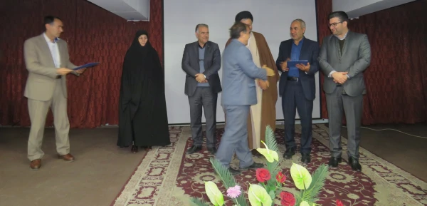 ویژه برنامه بزرگداشت هفته پژوهش آذربایجان شرقی