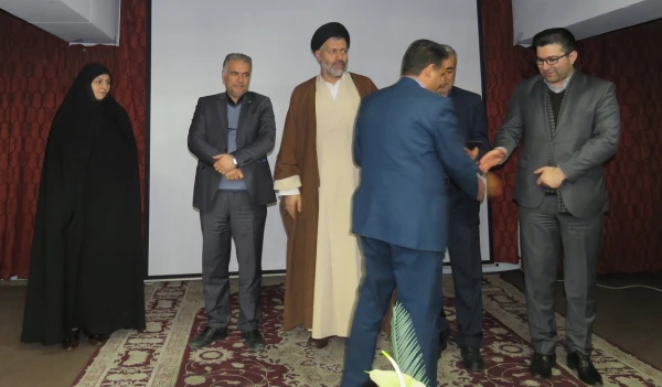 ویژه برنامه بزرگداشت هفته پژوهش آذربایجان شرقی