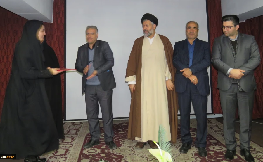 ویژه برنامه بزرگداشت هفته پژوهش آذربایجان شرقی