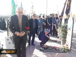 شهدا اقیانوس هایی هستند که عمود بر زمین ایستاده اند

تجدید بیعت مسئولین دانشگاه فرهنگیان با شهدا به مناسبت 9دی در استان مرکزی 3