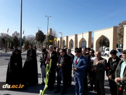 شهدا اقیانوس هایی هستند که عمود بر زمین ایستاده اند

تجدید بیعت مسئولین دانشگاه فرهنگیان با شهدا به مناسبت 9دی در استان مرکزی 2