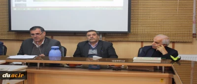 برگزاری نشست علمی تخصصی چیستی، چرایی برنامه معلم پژوهنده  با واکاوی تجارب در ایران، با حضور اساتید و جمعی از علاقه مندان در مرکز آموزش عالی شهید شرافت