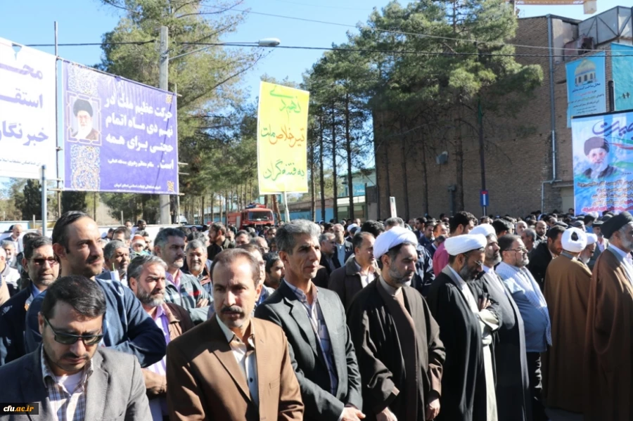 حضور مسئولان، اساتید، کارکنان و دانشجومعلمان دانشگاه فرهنگیان کرمان در مراسم گرامیداشت 9 دی