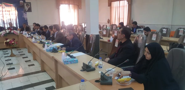 با حضور رییس دانشگاه فرهنگیان برگزار شد

جلسه هیأت امنا دانشگاه فرهنگیان استان مرکزی 2