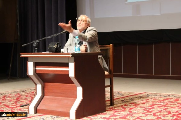 برگزاری همایش بنیاد فرهنگی شهیددکترچمران دردانشگاه فرهنگیان استان قزوین تحت عنوان نشست تخصصی شخصیت معلمی وفرهنگی شهیدچمران. 2