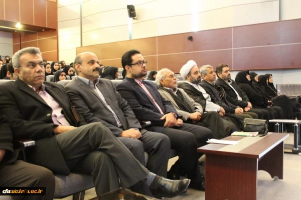 برگزاری همایش بنیاد فرهنگی شهیددکترچمران دردانشگاه فرهنگیان استان قزوین تحت عنوان نشست تخصصی شخصیت معلمی وفرهنگی شهیدچمران. 5