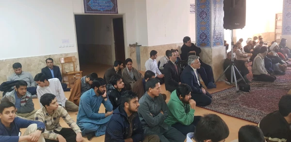 بازدید مسئولین دانشگاه فرهنگیان از حوزه علمیه خاتم الانبیاء اراک 7