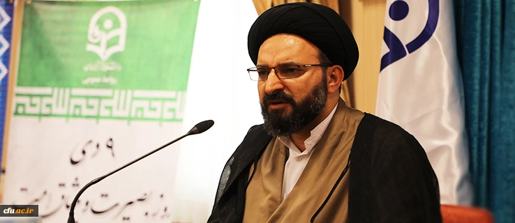 حجت الاسلام و المسلمین دادگر در مراسم بزرگداشت 9 دی عنوان کرد:

راه نجات انقلاب، کشور و سعادت آن در تربیت و نگاه توحیدی اسلامی و انقلابی است 2