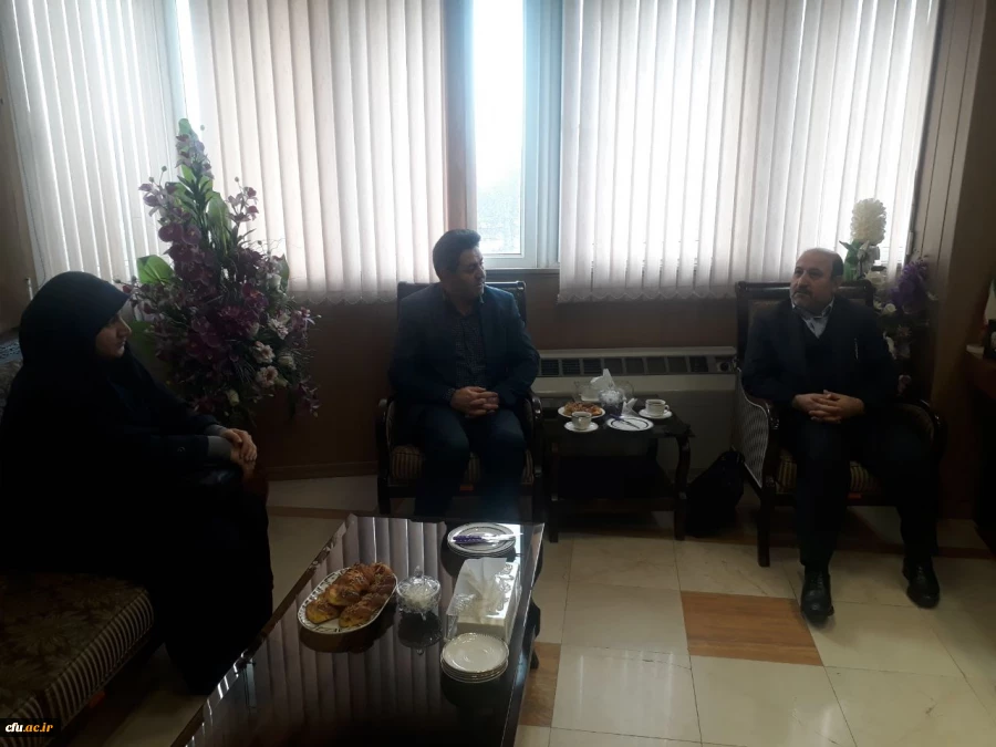 مدیریت امور پردیس های استان آذربایجان غربی و سرپرست پردیس خواهران با معاون سیاسی و امنیتی استانداری استان دیدار و گفتگو کردند 2