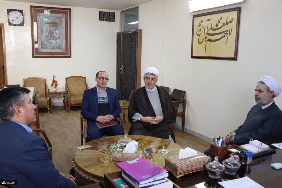 دیدار سرپرست دانشگاه فرهنگیان استان اصفهان با مدیرکل اداره فرهنگ و ارشاد اسلامی