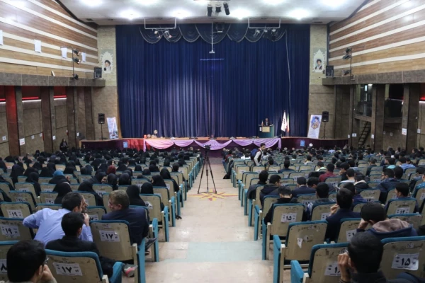 دانشگاه فرهنگیان یزد برگزار کرد:

مراسم نکوداشت یکصدمین سال تاسیس تربیت معلم در ایران و هشتادمین سالگرد تاسیس آن در استان یزد 
 4