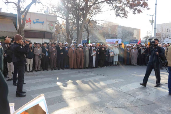 شرکت همکاران و دانشجویان دانشگاه فرهنگیان خراسان شمالی در مراسم روز 9 دی 9