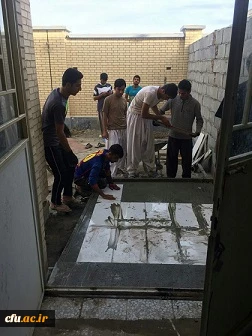 مشارکت دانشجویان  مرکز آموزشی دانشگاه فرهنگیان ایرانشهر در ساخت فضای سبز و رفاهی خوابگاه