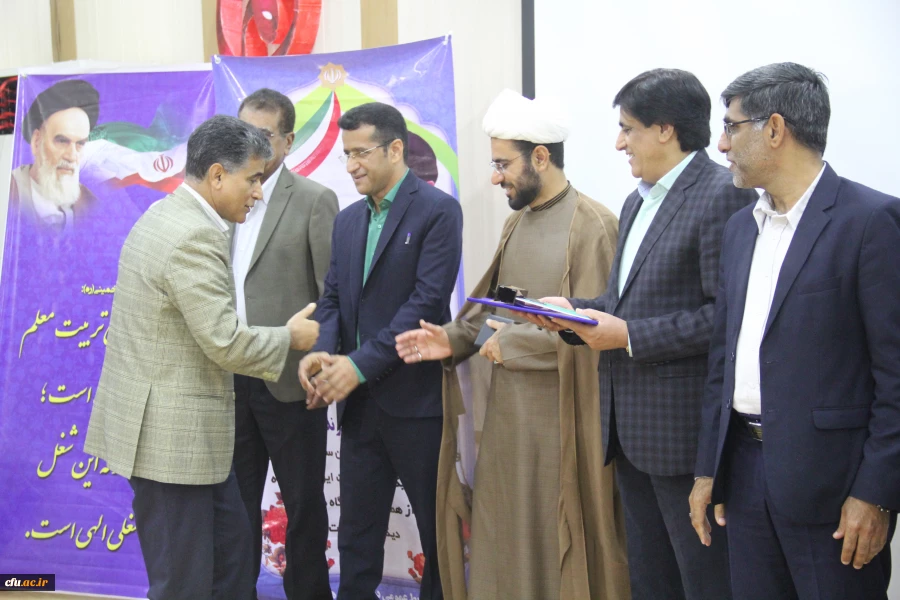 برگزاری مراسم نکوداشت یکصدمین سالگرد تاسیس تربیت معلم در ایران و 54 مین سالگرد تاسیس تربیت در استان هرمزگان 19