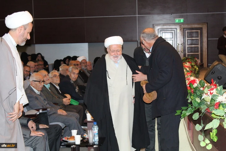 دردانشگاه فرهنگیان استان قزوین برگزار شد:«همایش باشکوه نکوداشت یکصدمین سال تاسیس تربیت معلم درایران» 18