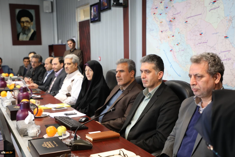 مطالبه رییس دانشگاه فرهنگیان از مدیران ارشد:

تشکیل میز خدمت در راستای تکریم ارباب رجوع 7