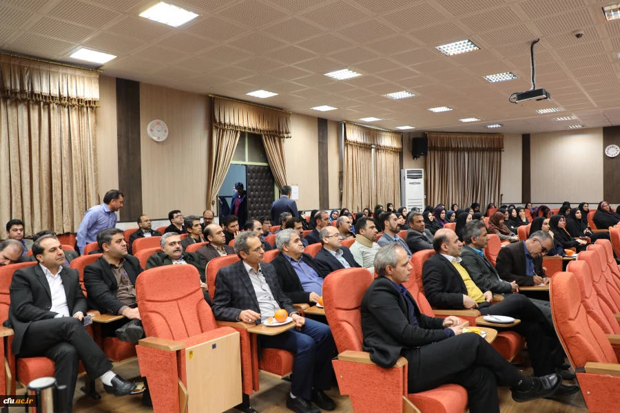 نشست صمیمی کارکنان سازمان مرکزی و معاونت طرح و برنامه و توسعه منابع در سال 1397 5