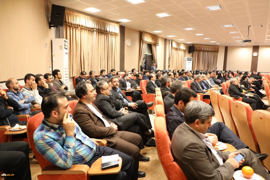 نشست صمیمی کارکنان سازمان مرکزی و معاونت طرح و برنامه و توسعه منابع در سال 1397 6