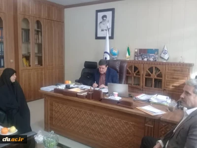 دکتر خنیفر در نشست صمیمانه با معاون دانشجویی دانشگاه فرهنگیان:

برگزاری دوره های تخصصی مهارت آموزی فرصتی برای نزدیک شدن به استانداردها