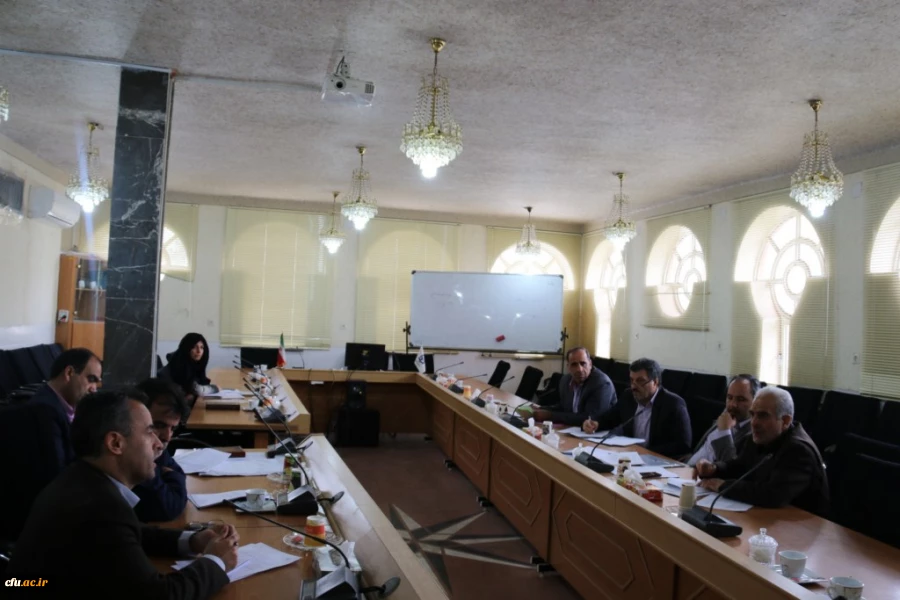 برگزاری جلسه هم اندیشی اساتید کارآموزی و آموزش پژوهی مهارت آموزان ورودی 96
 7