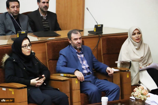 دکتر محمدی در گردهمایی کارشناسان و کارشناس مسئولان فرهنگی و اجتماعی دانشگاه فرهنگیان تاکید کرد:

اهمیت پرورش معلمی مهارت محور آموزش محور و فعال در عرصه های فرهنگی 3