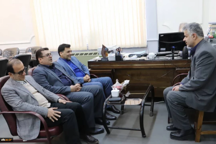 در دیدار معاون فرهنگی دانشگاه  استان مازندران با معاون فرهنگی دانشگاه فرهنگیان مطرح شد:

انعقاد تفاهم نامه با ظرفیت حداکثری برای برگزاری نشست های مشترک دانشجویی 2