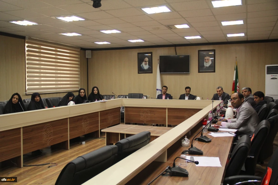 در دانشگاه فرهنگیان هرمزگان برگزار گردید :

کارگاه سند تحول بنیادین آموزش و پرورش ویژه اعضای هیات علمی
 7