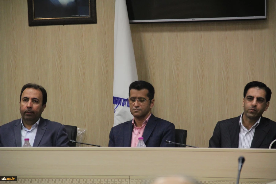 در دانشگاه فرهنگیان هرمزگان برگزار گردید :

کارگاه سند تحول بنیادین آموزش و پرورش ویژه اعضای هیات علمی
 11