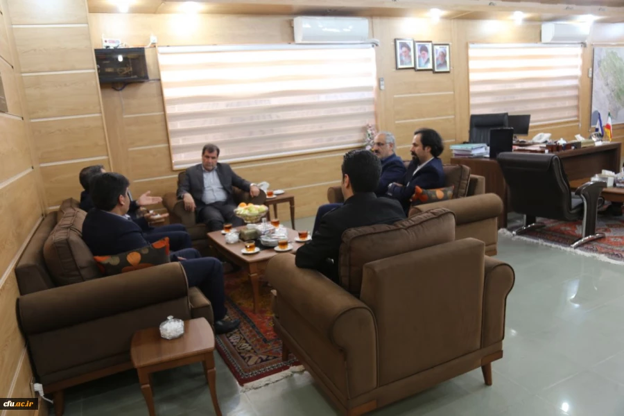 استاندار کهگیلویه و بویراحمد در دیدار با معاون پژوهش و فناوری دانشگاه فرهنگیان:

آمادگی مجموعه مدیریتی کهگیلویه و بویر احمد برای همکاری با دانشگاه فرهنگیان 2