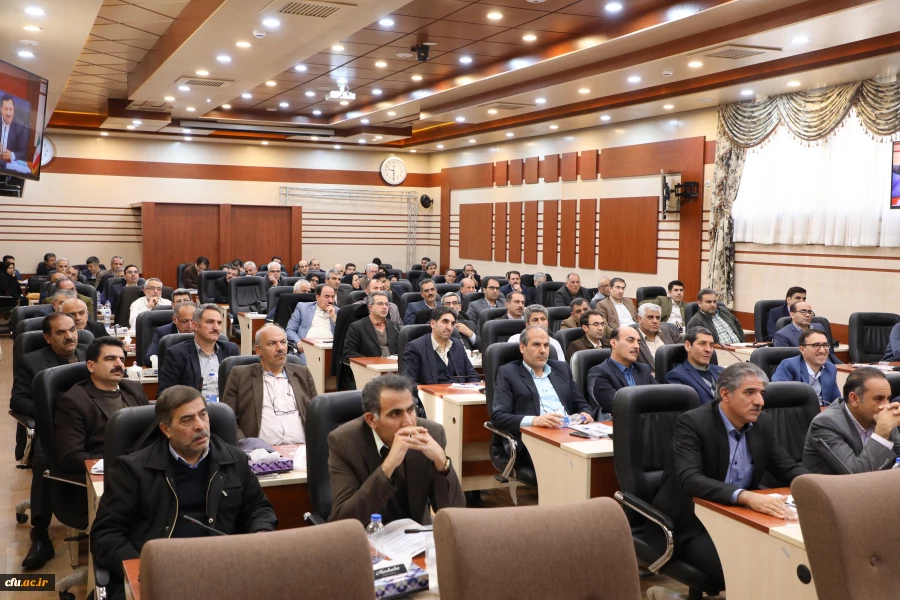 دکتر خاکی در دوره آموزشی معاونان توسعه منابع و امور دانشجویی/هماهنگی امور:
بهبود مستمر در فرآیندهای دانشگاه جزء اولویت های دانشگاه است 4