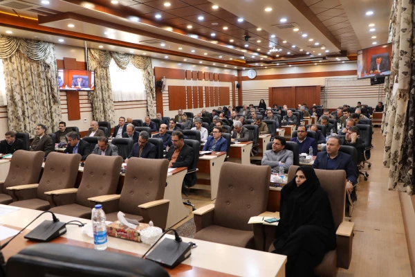 دکتر خاکی در دوره آموزشی معاونان توسعه منابع و امور دانشجویی/هماهنگی امور:
بهبود مستمر در فرآیندهای دانشگاه جزء اولویت های دانشگاه است 5