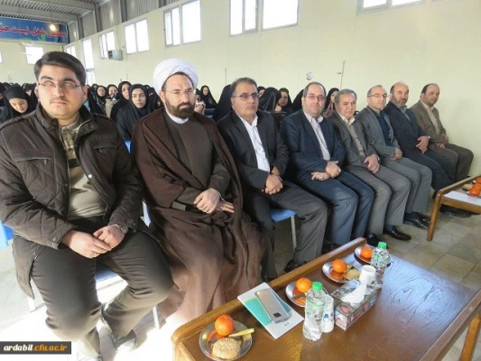 نشست صمیمی مدیرکل آموزش وپرورش استان و سرپرست دانشگاه فرهنگیان اردبیل بامهارت آموزان ورودی 97 2