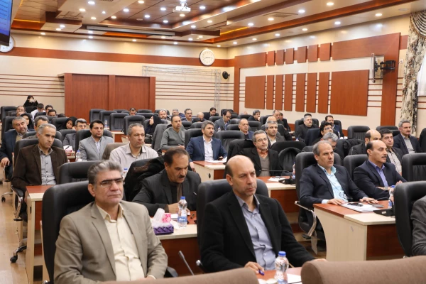 رییس دانشگاه فرهنگیان در دوره آموزشی معاونان توسعه منابع و امور دانشجویی:

اجماع تمامی ارکان نظام برای حمایت از دانشگاه فرهنگیان 2