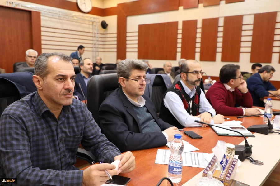 دکتر علی نژاد در دوره آموزشی معاونان توسعه منابع، امور دانشجویی و هماهنگی امور دانشگاه فرهنگیان سراسر کشور:

معاونین توسعه و امور دانشجویی به عنوان اصحاب فکر و فرهنگ هم باید مطالبه گر باشند و هم مسوولیت پذیر و  پاسخگو. 4