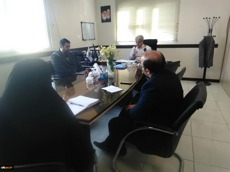 در جلسه هماهنگی برگزاری آزمون جبرانی مجازی سرپرستان شبانه روزی اعلام شد:

 برگزاری آزمون جبرانی سرپرستان شبانه روزی در سوم بهمن ماه 2