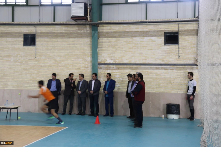 حضور مدیر استانی و مسئولین دانشگاه فرهنگیان در تمرینات تیم ورزش های همگانی پردیس شهیدان پاک نژاد یزد
 4