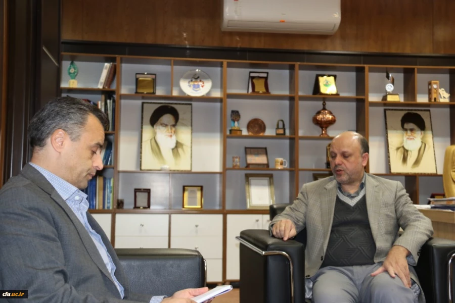 دیدار مدیر دانشگاه فرهنگیان استان با رئیس دانشگاه یزد
 3