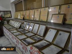 باحضور مسئولین و مدیران ارشد، پیشکسوتان و روسای سابق مراکز تربیت معلم و دانشگاه فرهنگیان استان

مراسم نکوداشت یکصد سال تلاش و پویایی تربیت معلم در دانشگاه فرهنگیان استان آذربایجان غربی برگزار شد 10