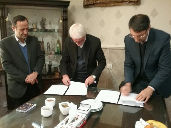 انعقاد تفاهم نامه همکاری بین دانشگاه فرهنگیان خراسان رضوی و موسسه آموزش عالی فردوس مشهد 2